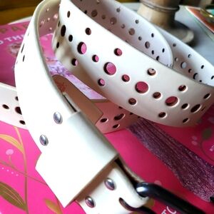 Cabi Cream Leather Belt XL